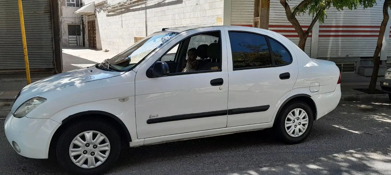 تیبا صندوق دار SX - 1392