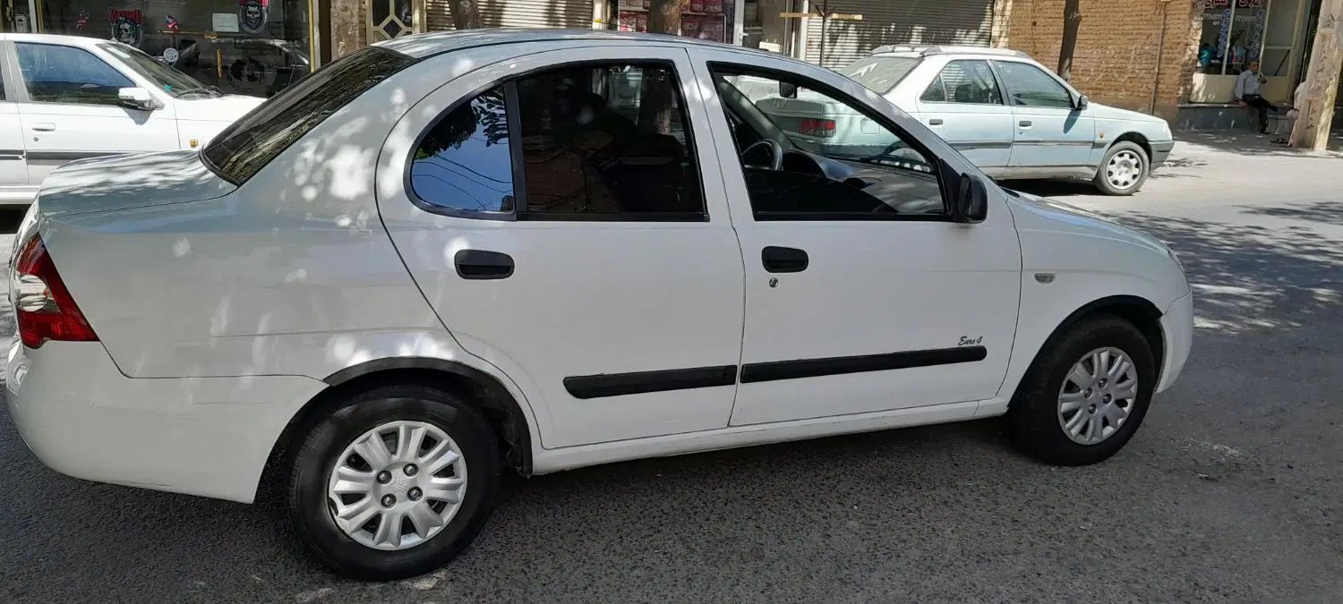تیبا صندوق دار SX - 1392