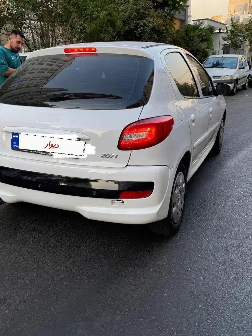 پژو 207 اتوماتیک - 1390