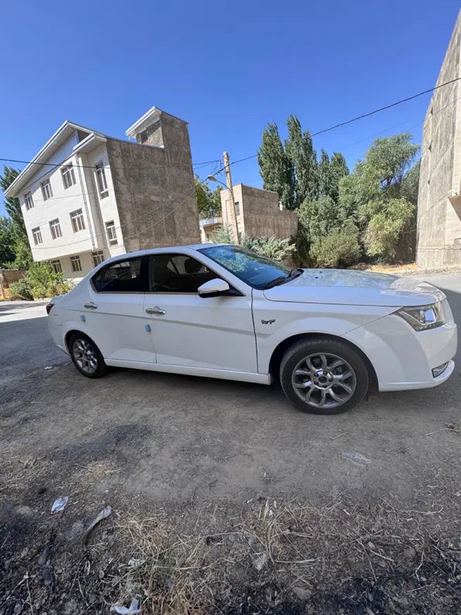 دنا پلاس توربو اتوماتیک - 1402