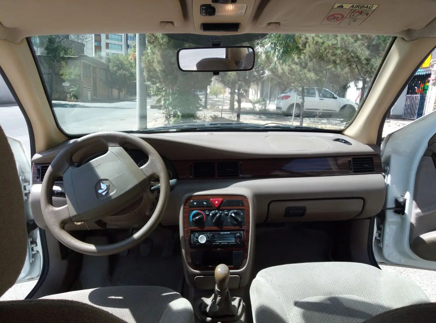 سمند LX XU7 - 1395