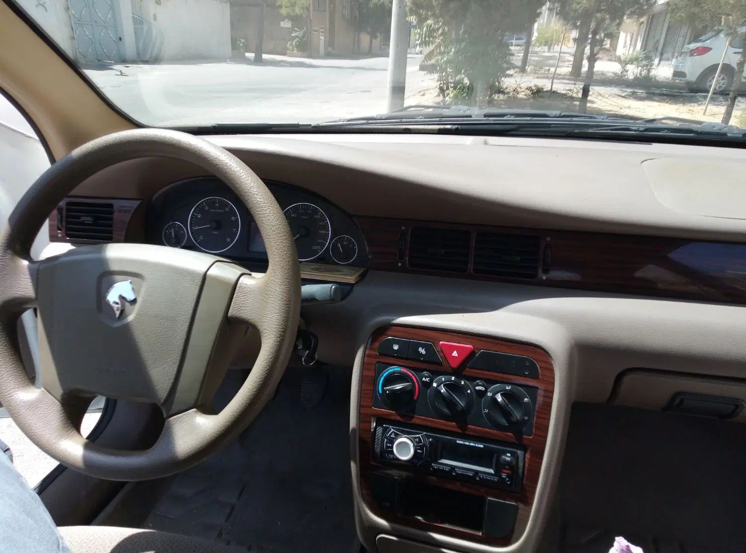 سمند LX XU7 - 1395