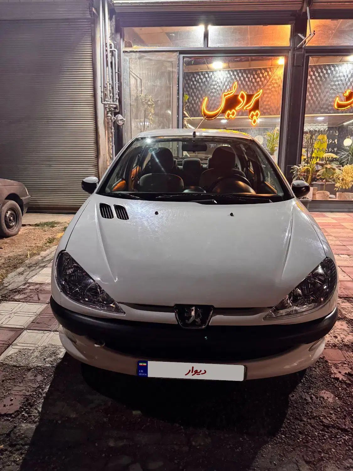 پژو ۲۰۶ صندوق دار v8 - 1393