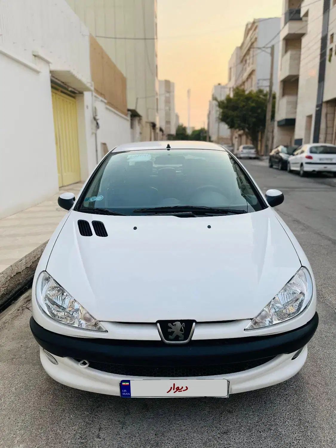 پژو ۲۰۶ صندوق دار v8 - 1397