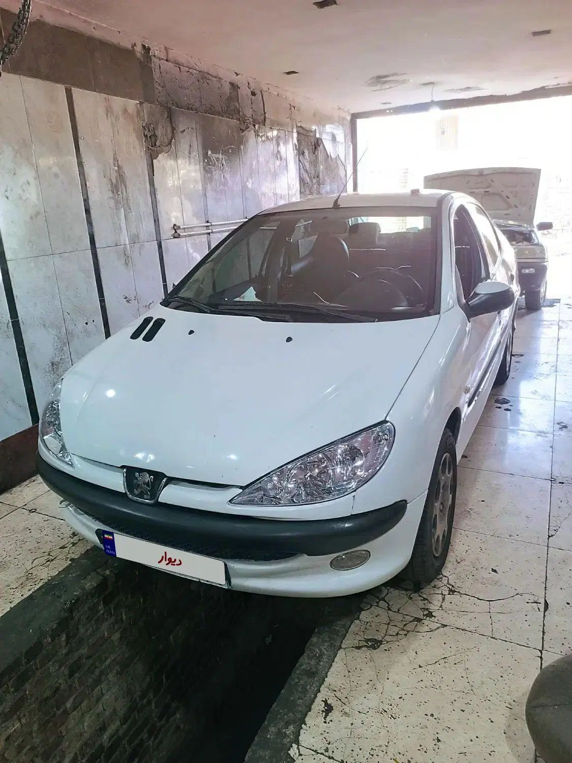 پژو ۲۰۶ صندوق دار v8 - 1394