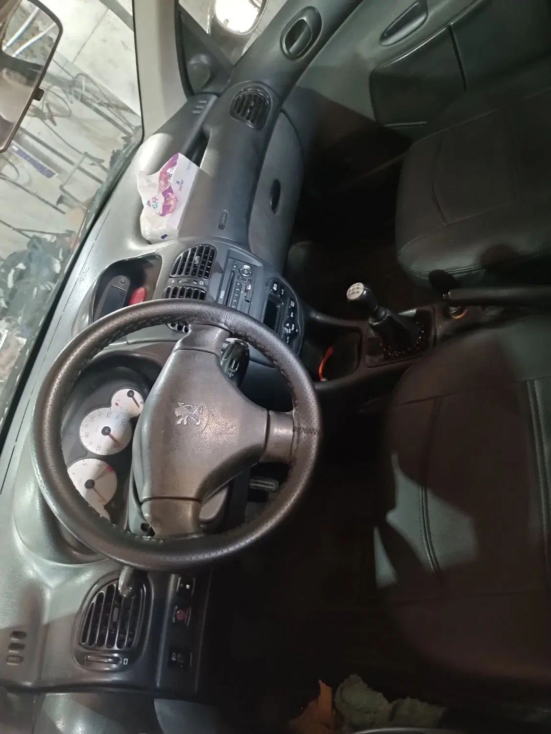 پژو ۲۰۶ صندوق دار v8 - 1394