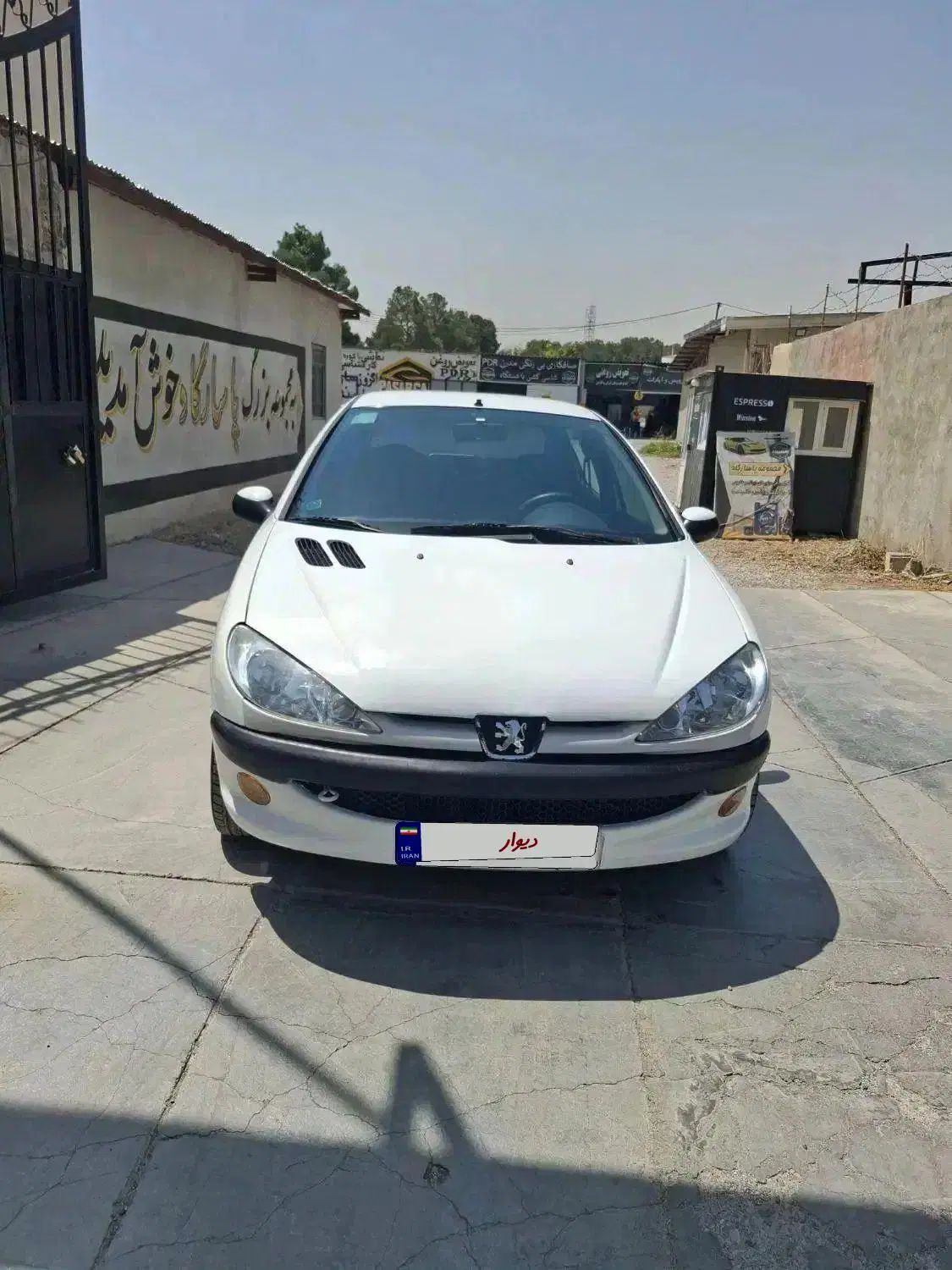 پژو ۲۰۶ صندوق دار v8 - 1393