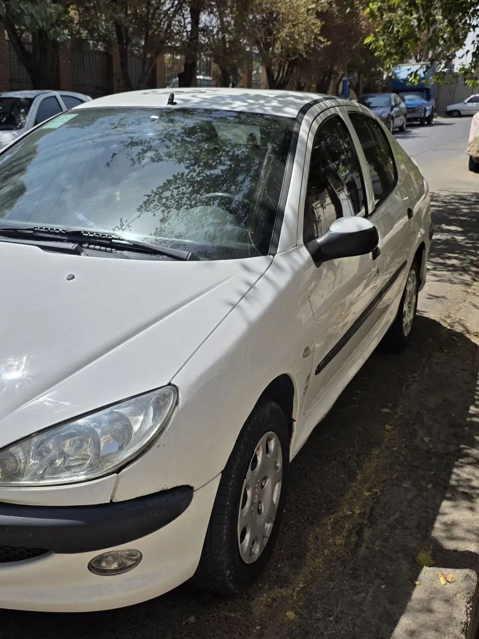 پژو ۲۰۶ صندوق دار v8 - 1396
