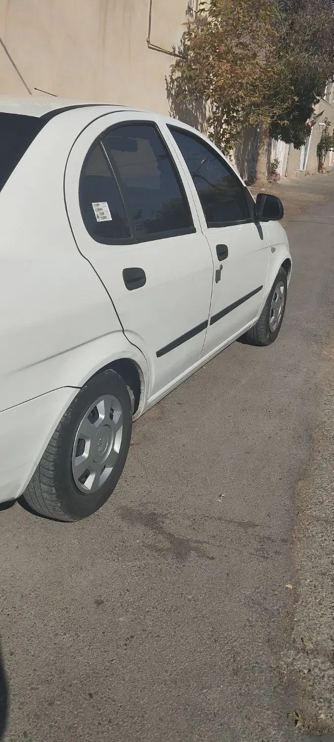 تیبا صندوق دار SX - 1400