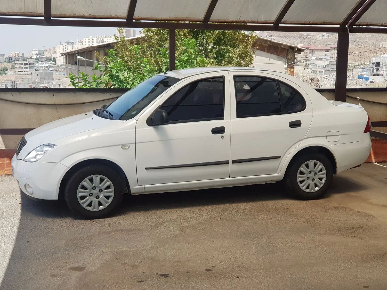 تیبا صندوق دار SX - 1398
