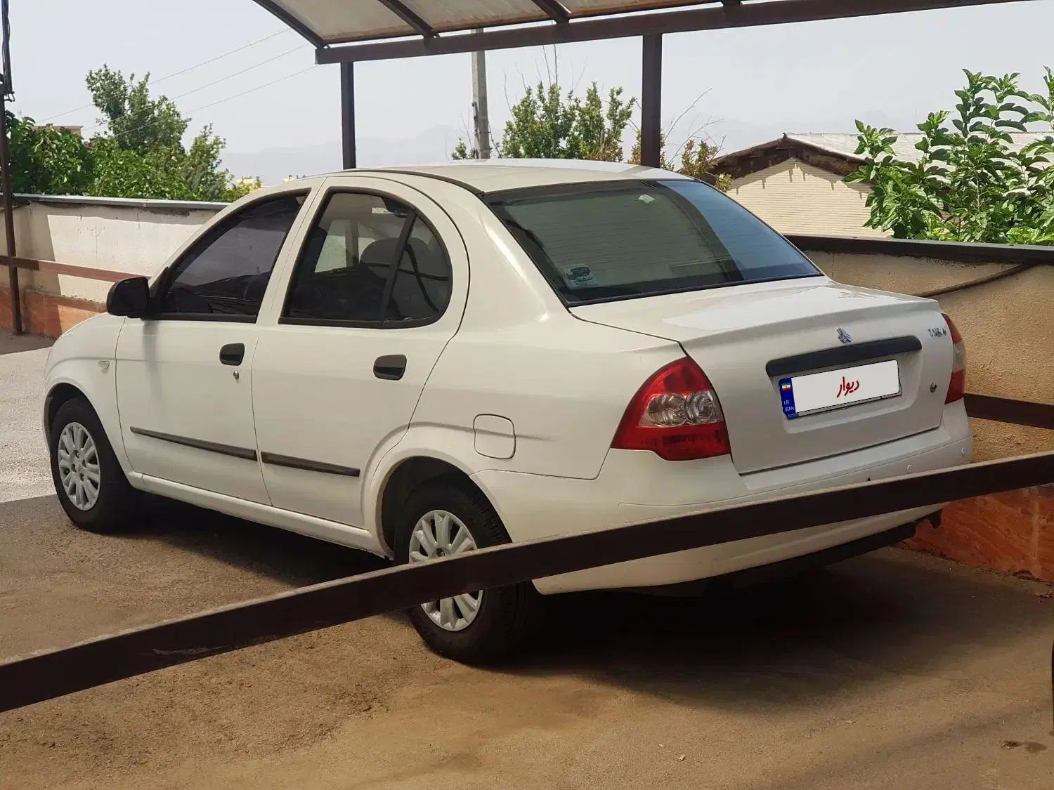 تیبا صندوق دار SX - 1398