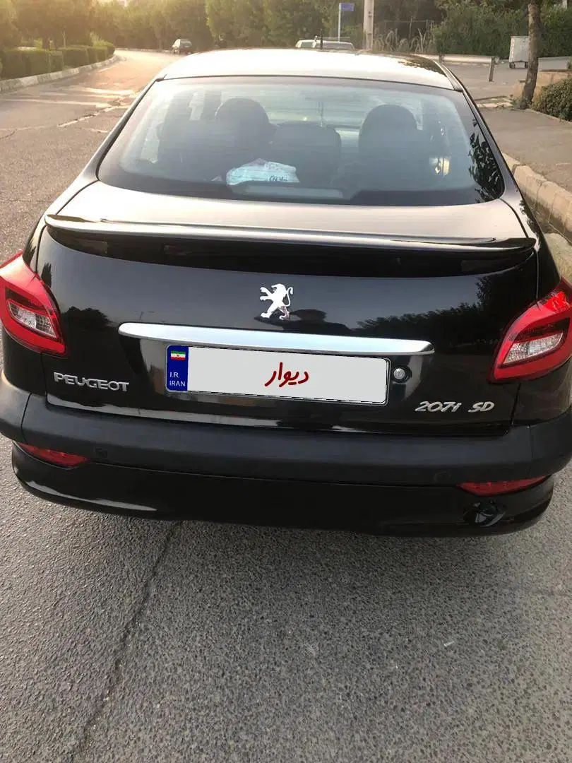 پژو ۲۰۷ صندوق دار اتوماتیک - 1397