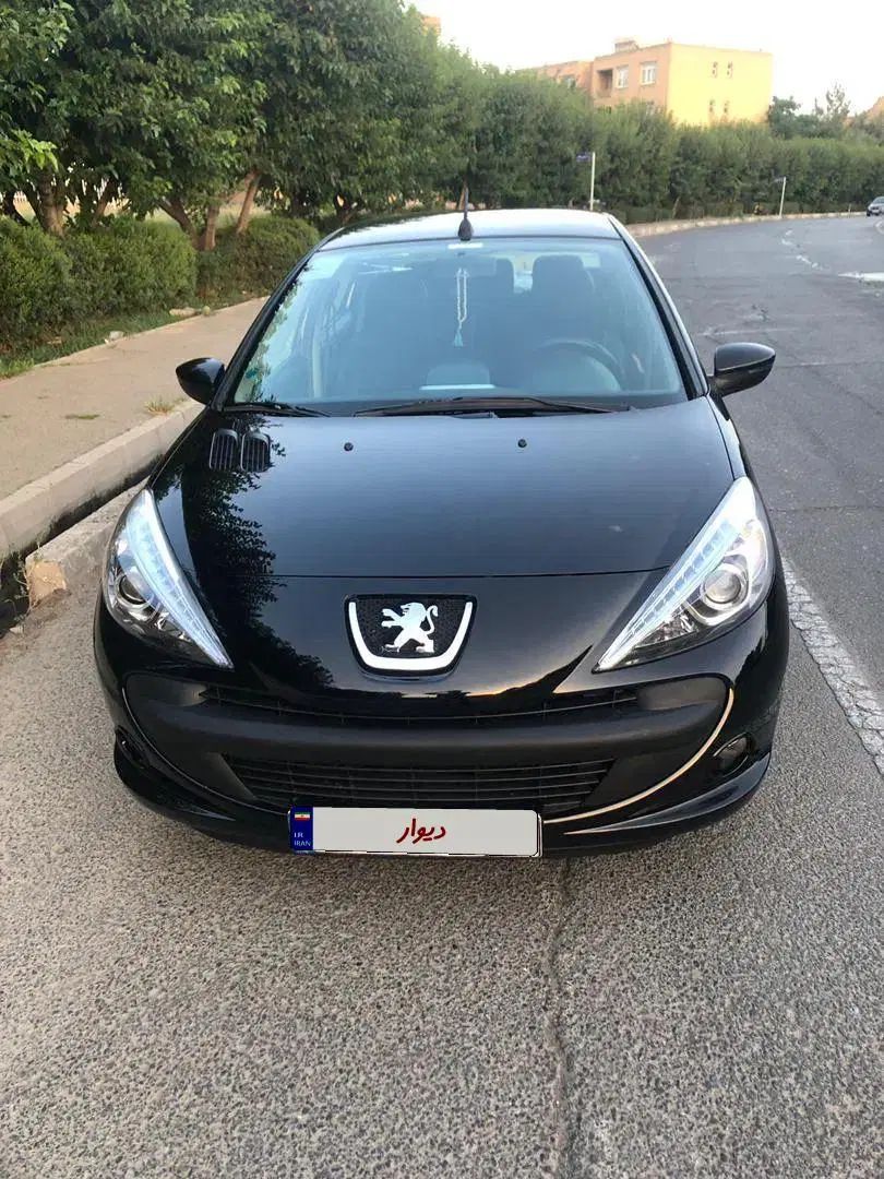خودرو پژو، ۲۰۷ صندوق دار آگهی ann_20311557