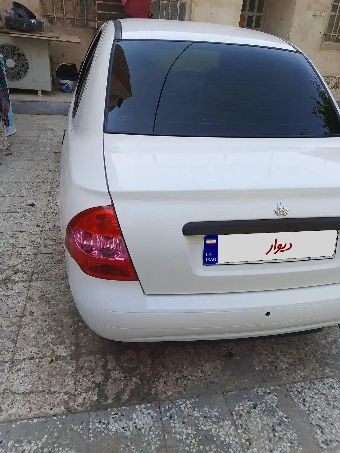 تیبا صندوق دار SX - 1401