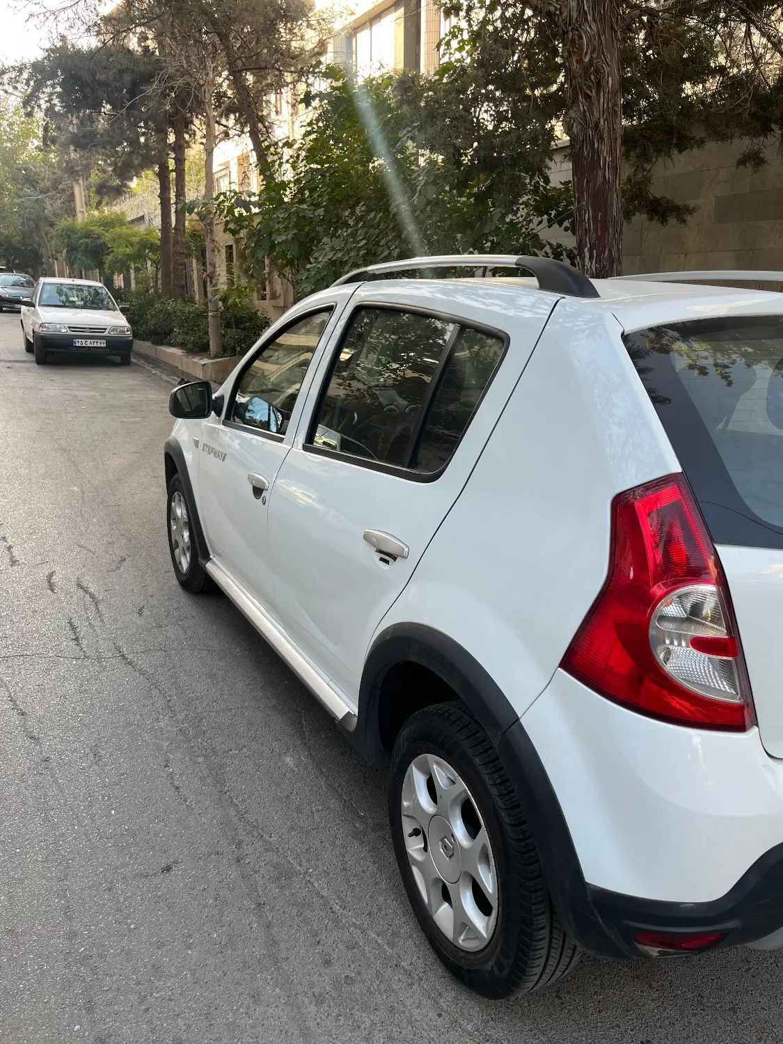 رنو ساندرو استپ وی اتوماتیک - 1397