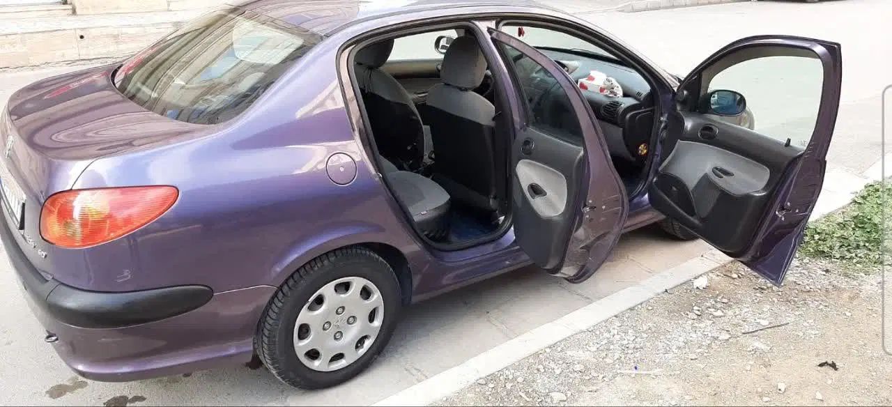 پژو ۲۰۶ صندوق دار v8 - 1394