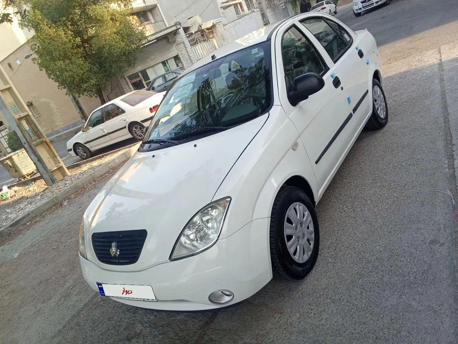 تیبا صندوق دار SX - 1396