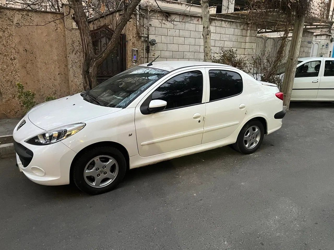 پژو ۲۰۷ صندوق دار اتوماتیک - 1398