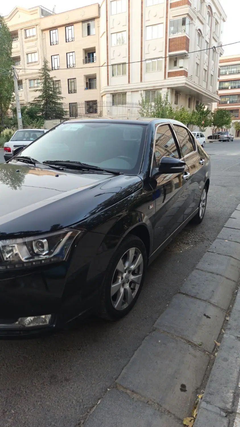 دنا پلاس توربو اتوماتیک - 1401