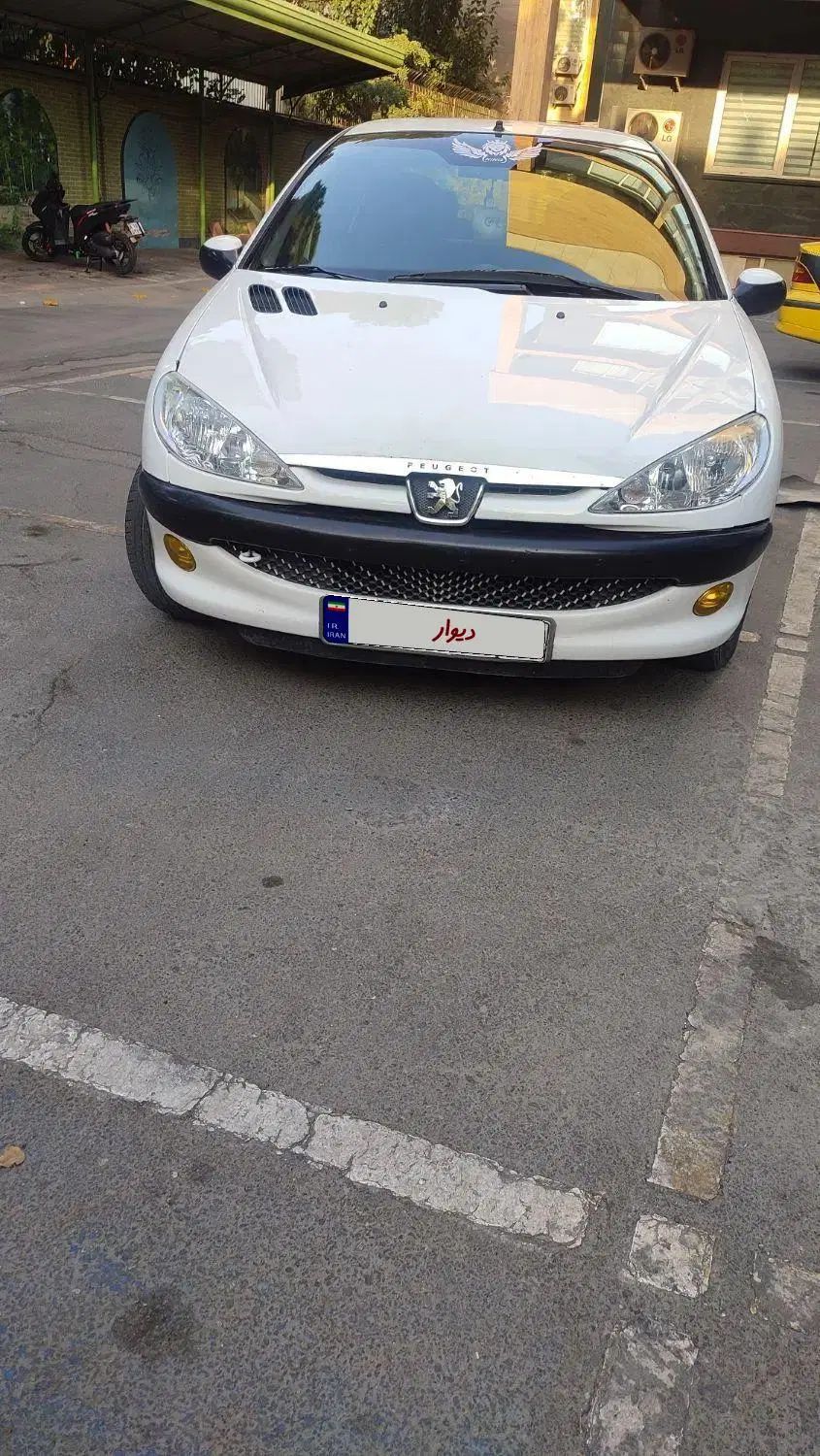 پژو ۲۰۶ صندوق دار v8 - 1397