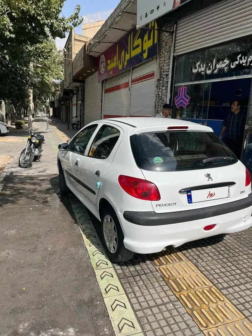 پژو 206 تیپ 2 - 1400