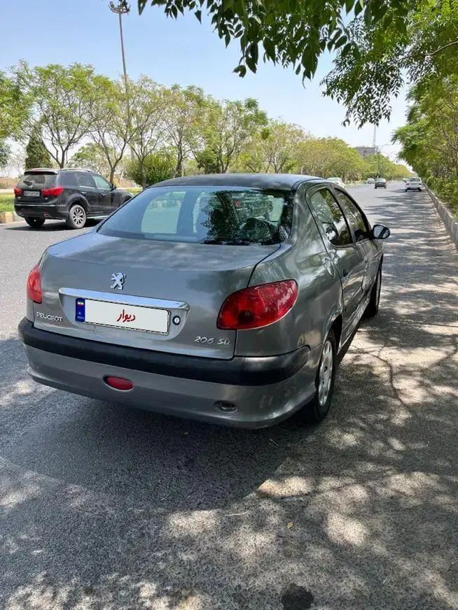 پژو ۲۰۶ صندوق دار v8 - 1387
