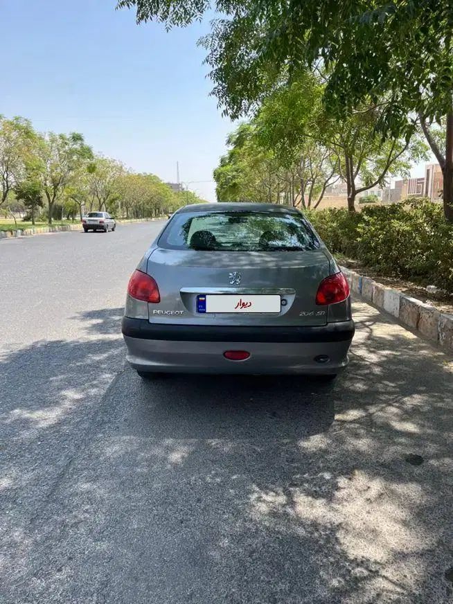 پژو ۲۰۶ صندوق دار v8 - 1387