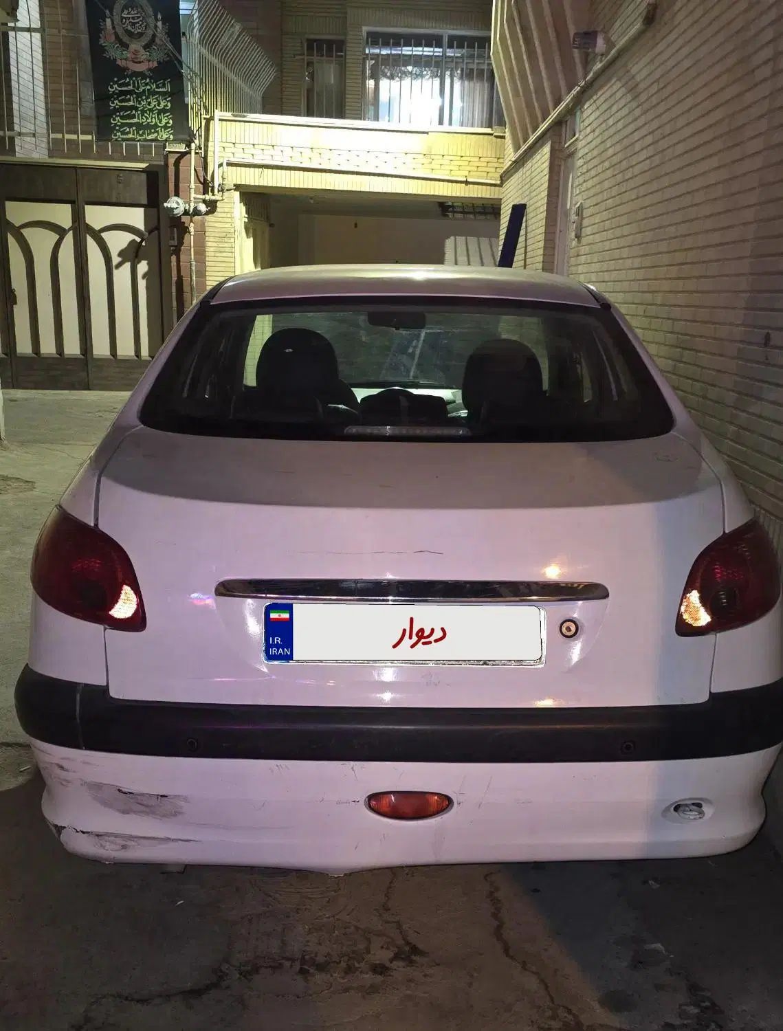 پژو ۲۰۶ صندوق دار v8 - 1395