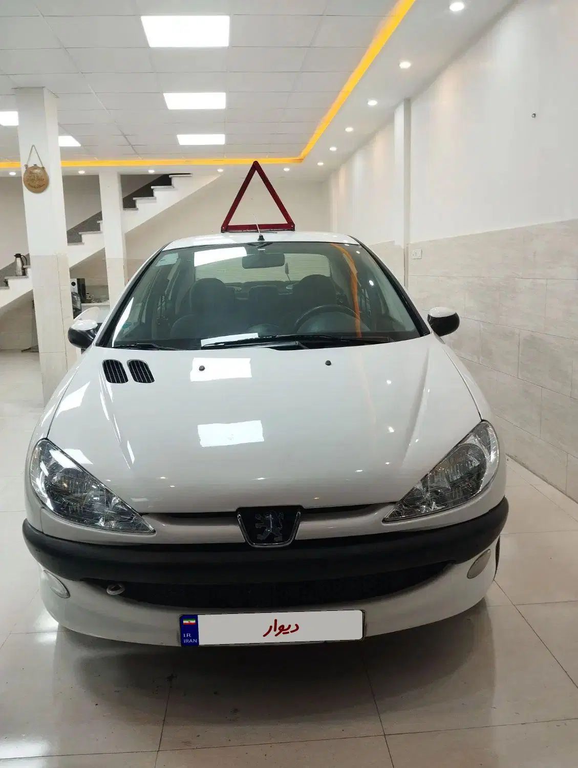 پژو ۲۰۶ صندوق دار v8 - 1395