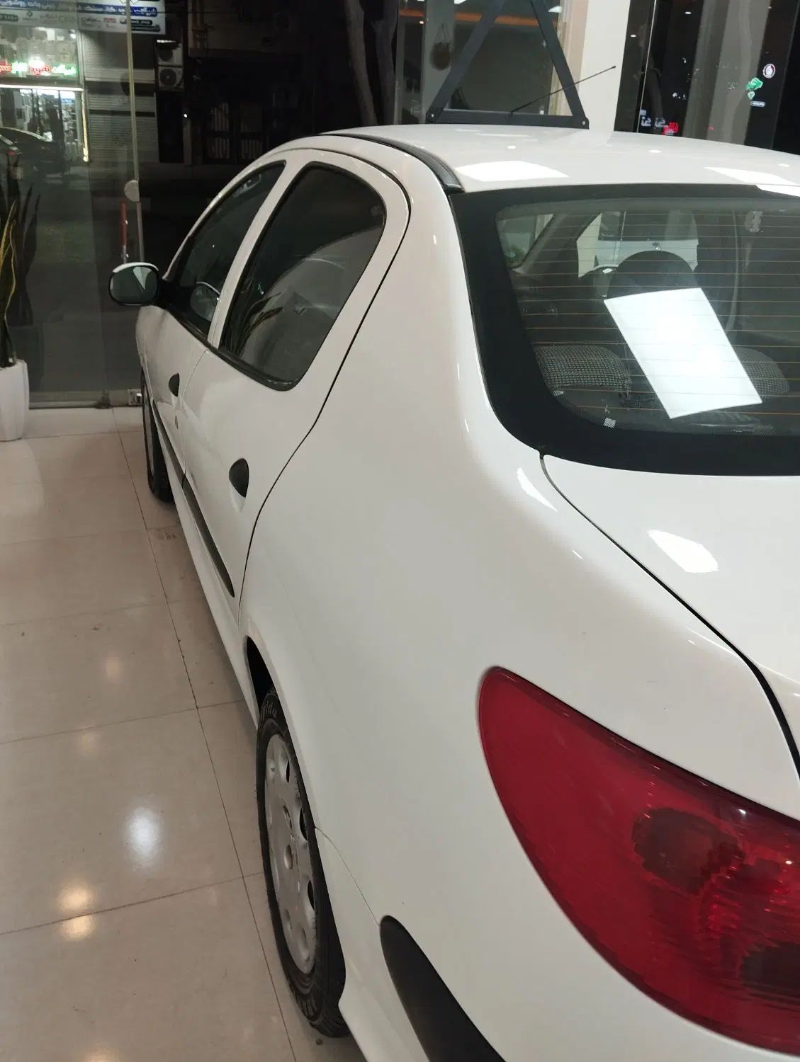 پژو ۲۰۶ صندوق دار v8 - 1395