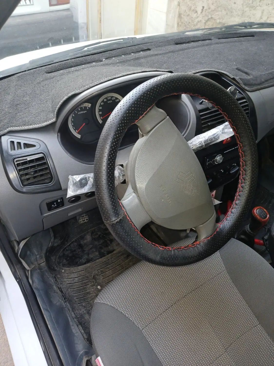 تیبا صندوق دار SX - 1395