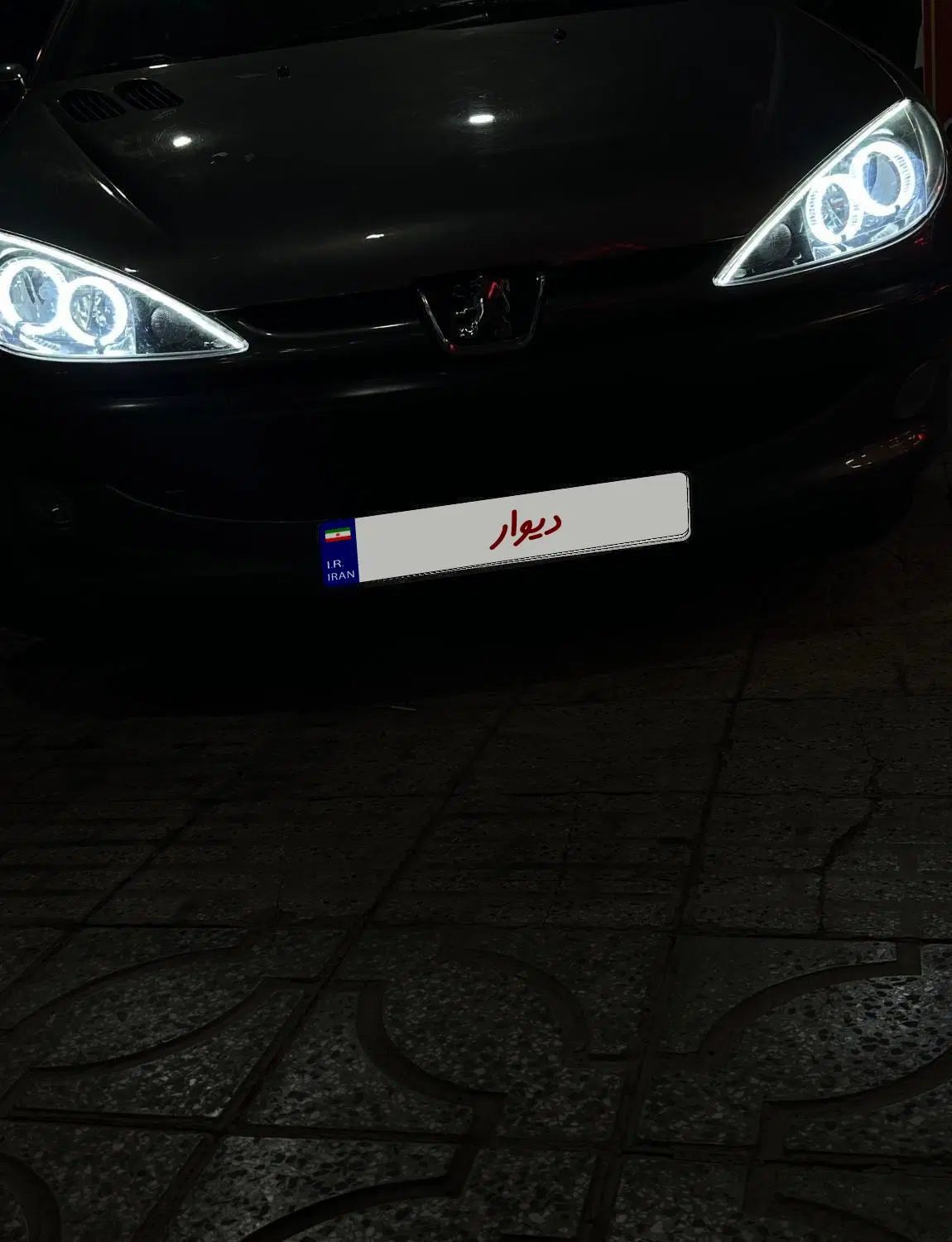 پژو ۲۰۶ صندوق دار v8 - 1393