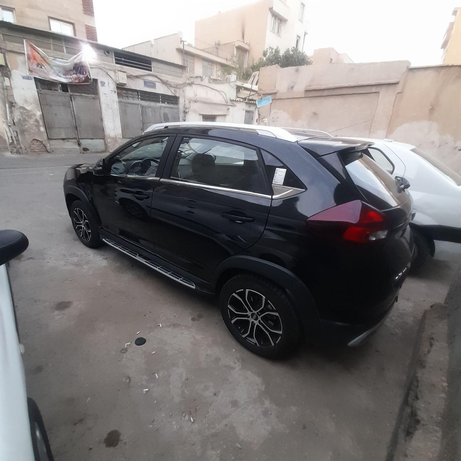 ام وی ام X22 پرو دنده‌ای - 1402