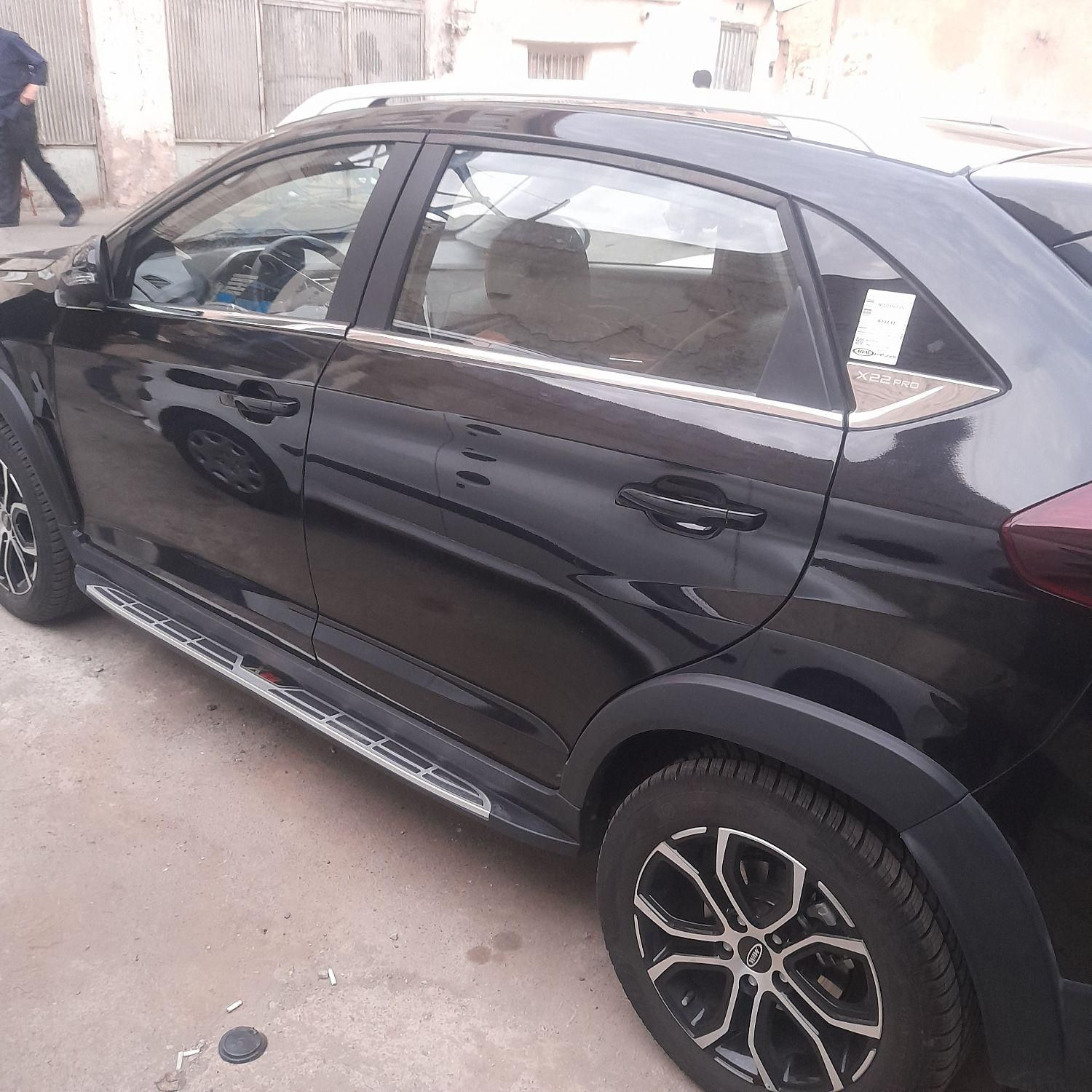 ام وی ام X22 پرو دنده‌ای - 1402