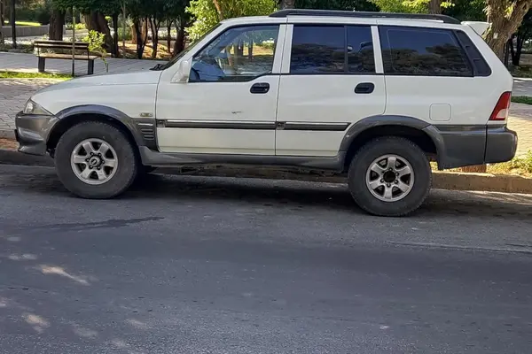 سانگ یانگ موسو دنده‌ای 2300 - 1384