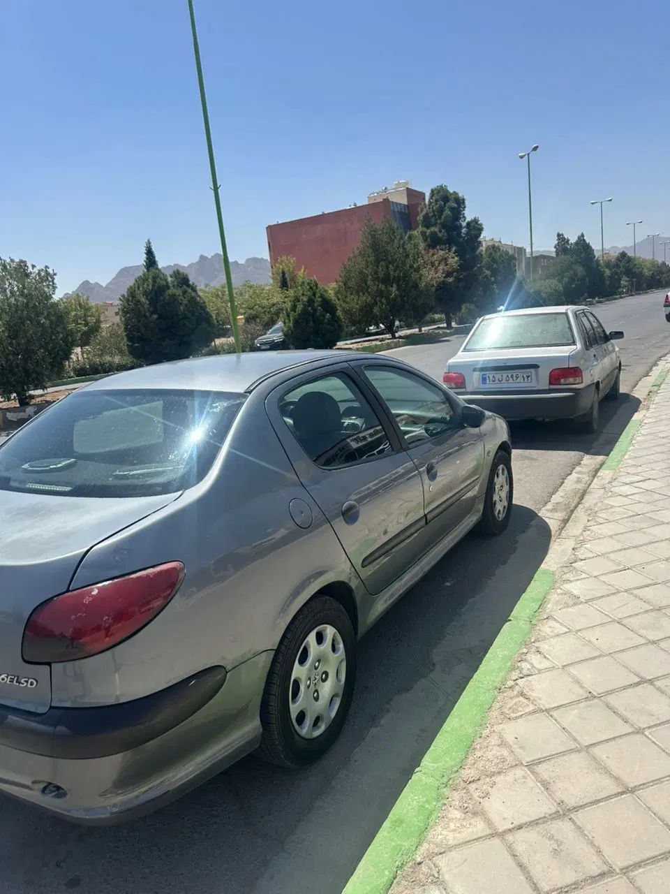 پژو ۲۰۶ صندوق دار v20 - 1389