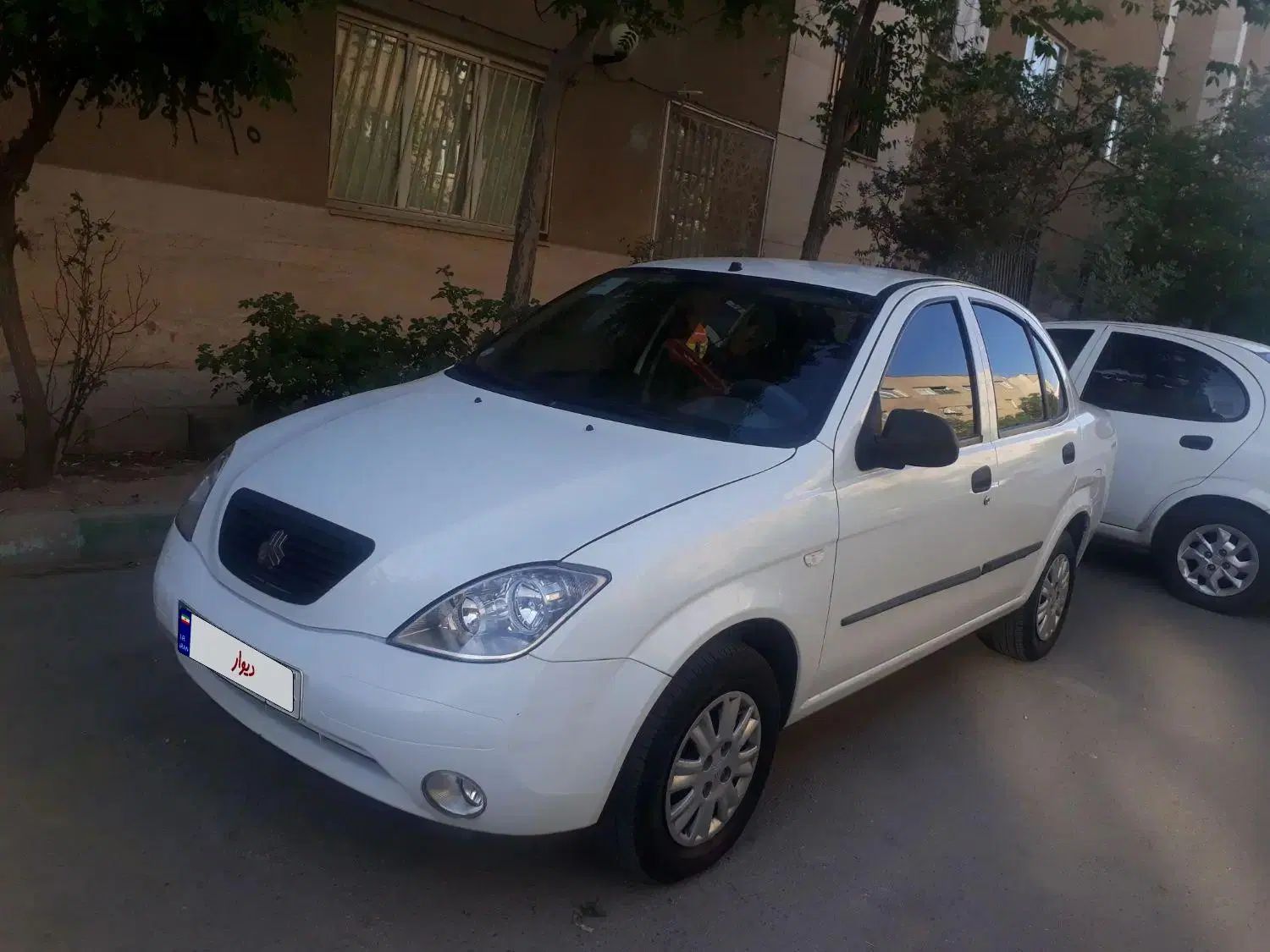 تیبا صندوق دار SX - 1399