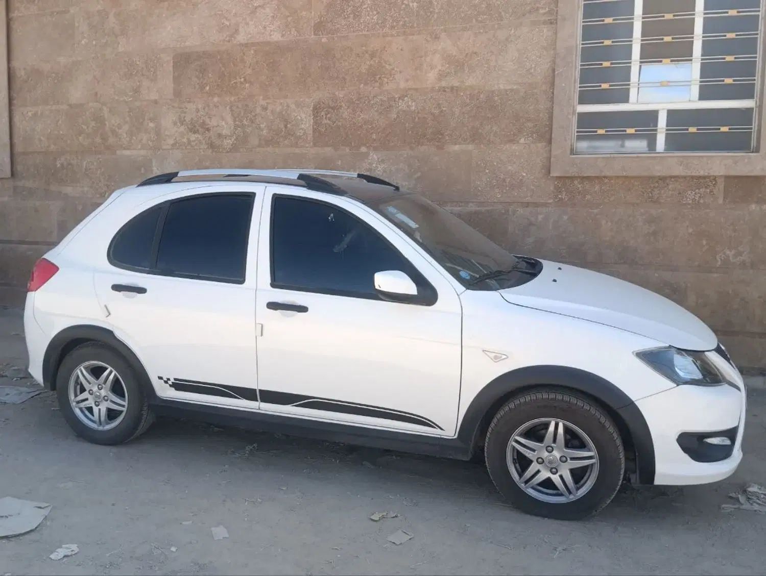 کوییک R دنده‌ای - 1403