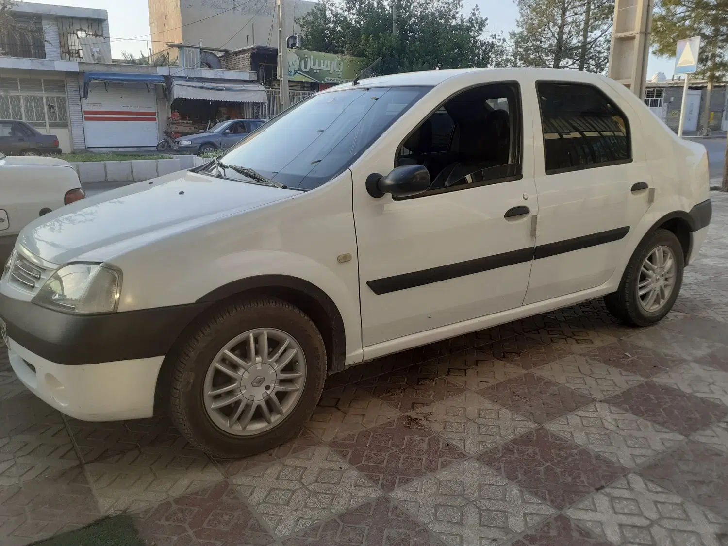 خودرو رنو، تندر 90 آگهی ann_20314292