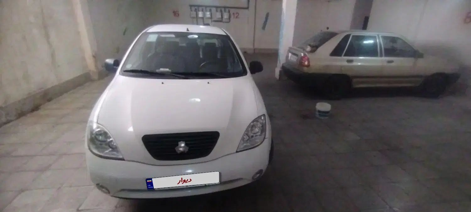 تیبا صندوق دار SL - 1392
