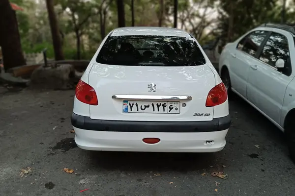 پژو ۲۰۶ صندوق دار v8 - 1395