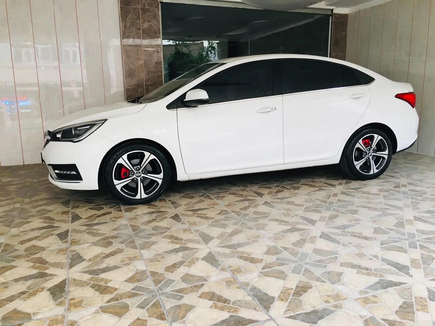 خودرو چری، آریزو ۵ توربو آگهی ann_20315047