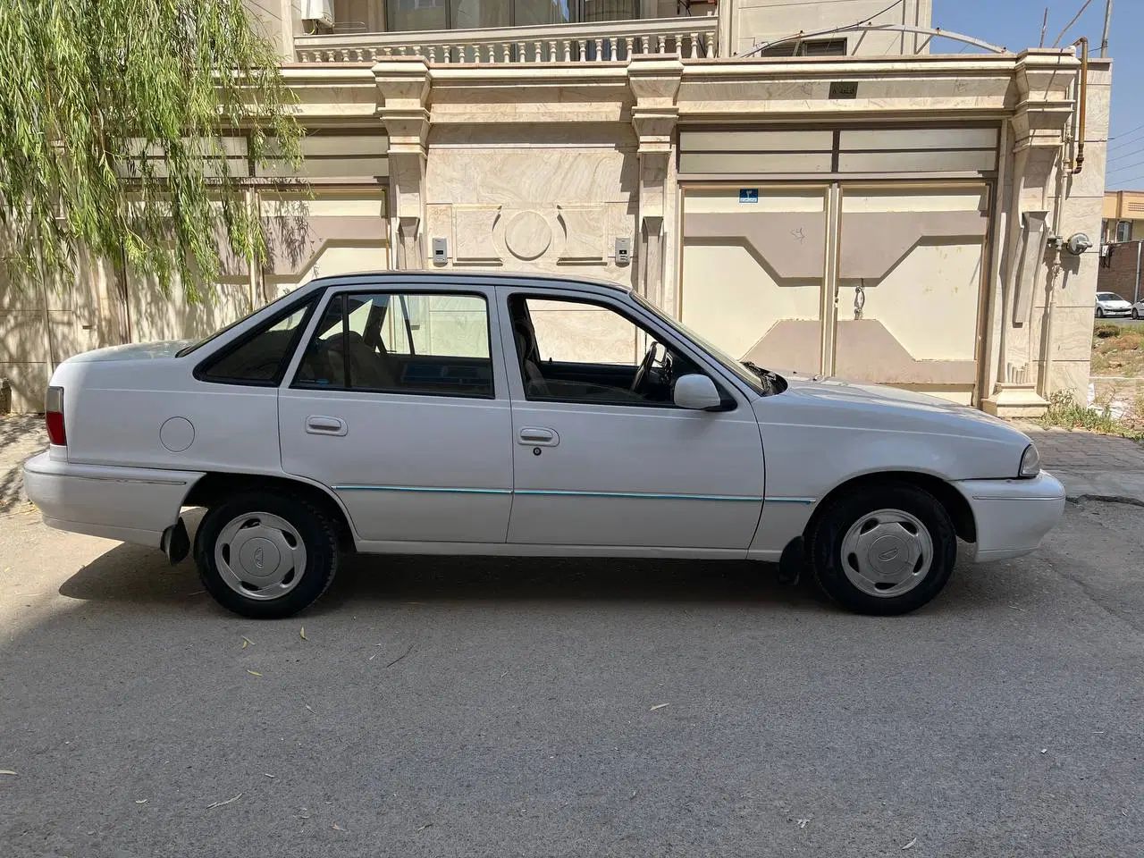 دوو سیلو سدان - 1381