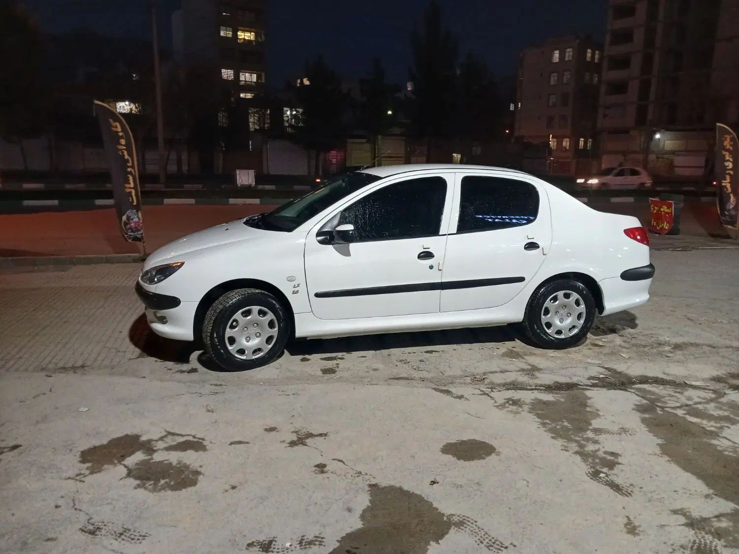 پژو ۲۰۶ صندوق دار v8 - 1386