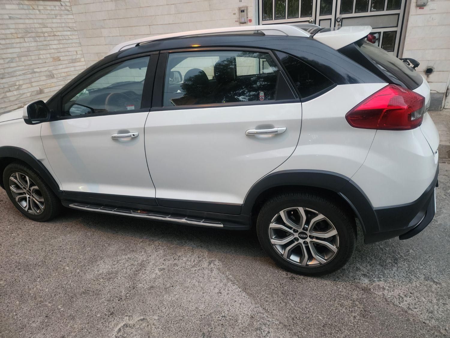ام وی ام X22 دنده ای اسپرت اکسلنت - 1397