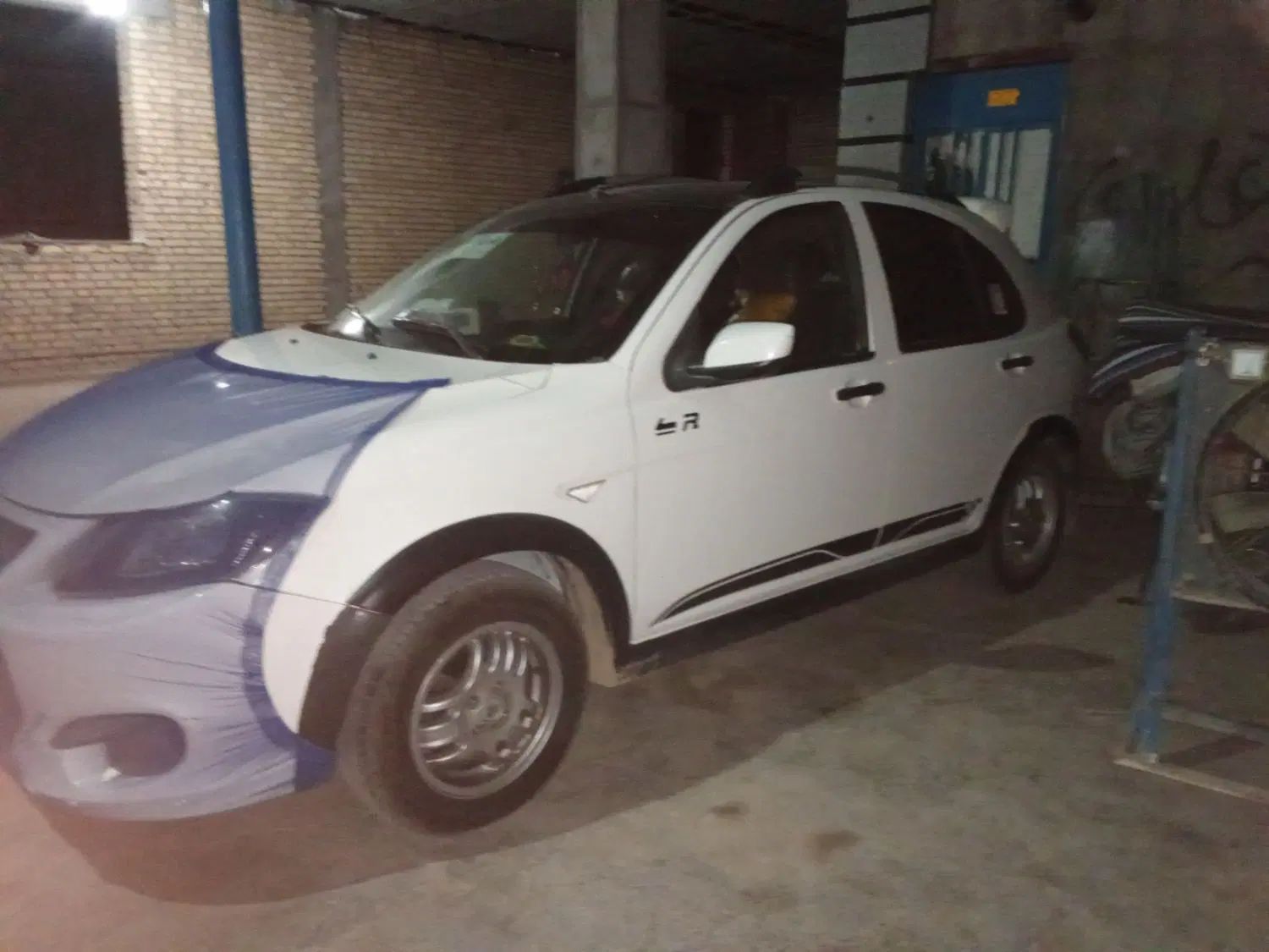 خودرو کوییک، معمولی آگهی ann_20315275