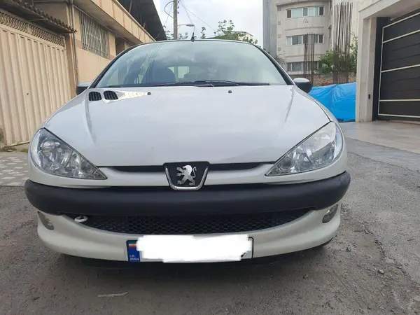 پژو ۲۰۶ صندوق دار v8 - 1393