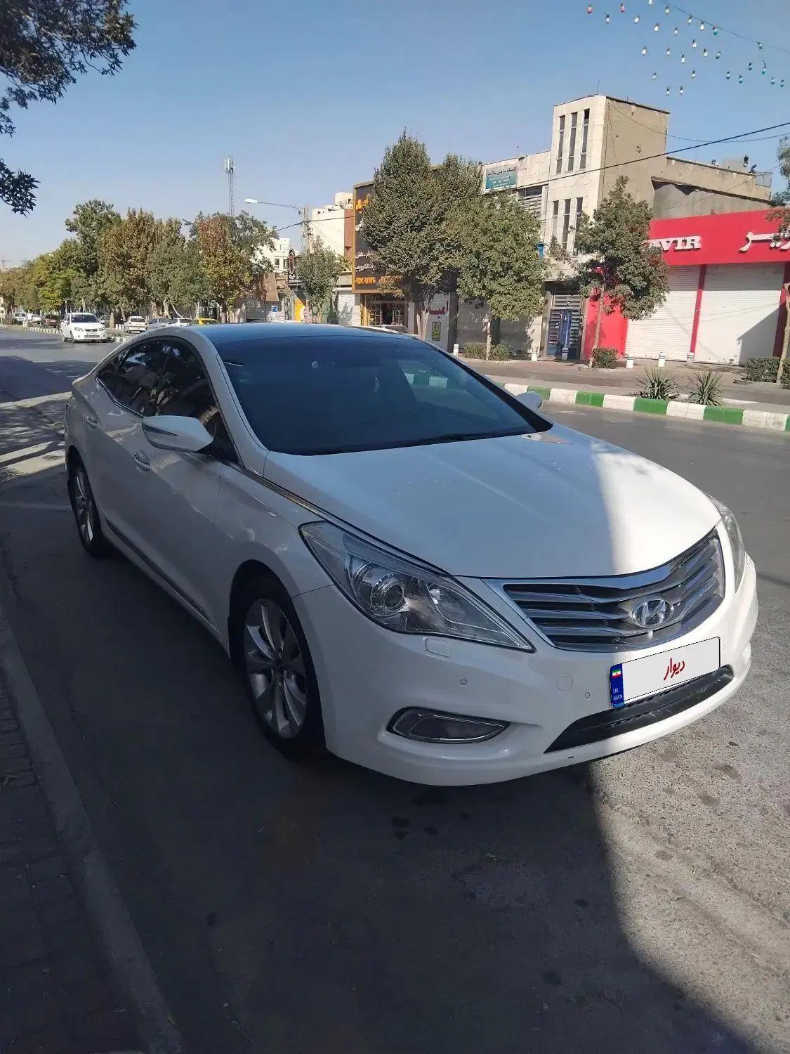 هیوندای آزرا (گرنجور) 3000cc - 2012