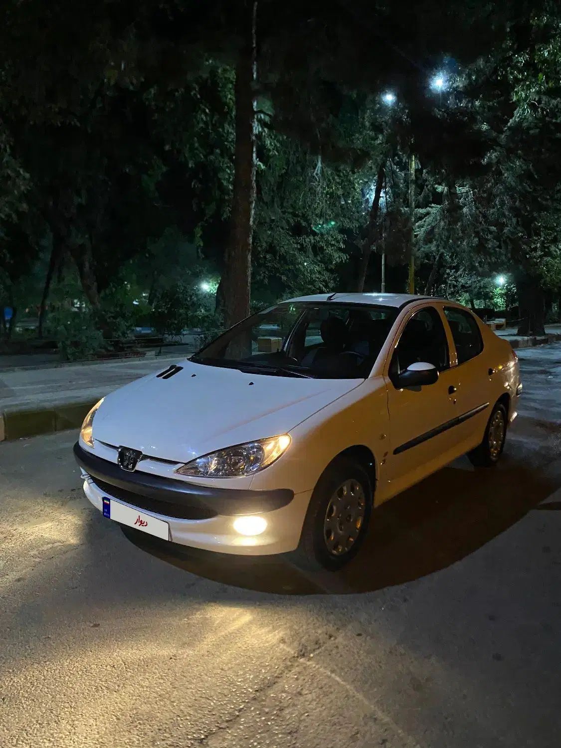 پژو ۲۰۶ صندوق دار v8 - 1396