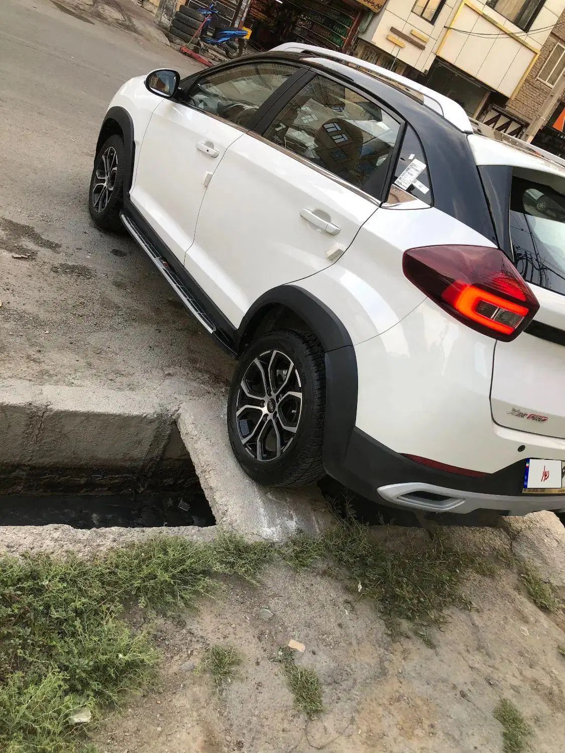 ام وی ام X22 پرو اتوماتیک اکسلنت - 1402